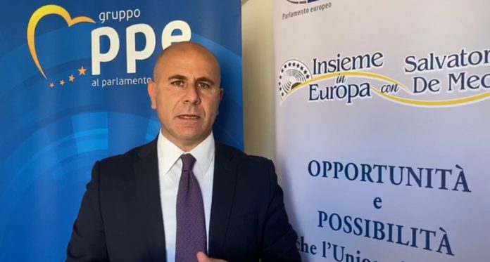 “Un’Europa più vicina”. Intervista all’eurodeputato Salvatore De Meo che lancia la piattaforma www.insiemeineuropa.it