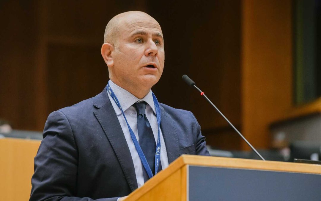 Salvatore De Meo eletto Presidente della Commissione Affari Costituzionali del Parlamento Europeo